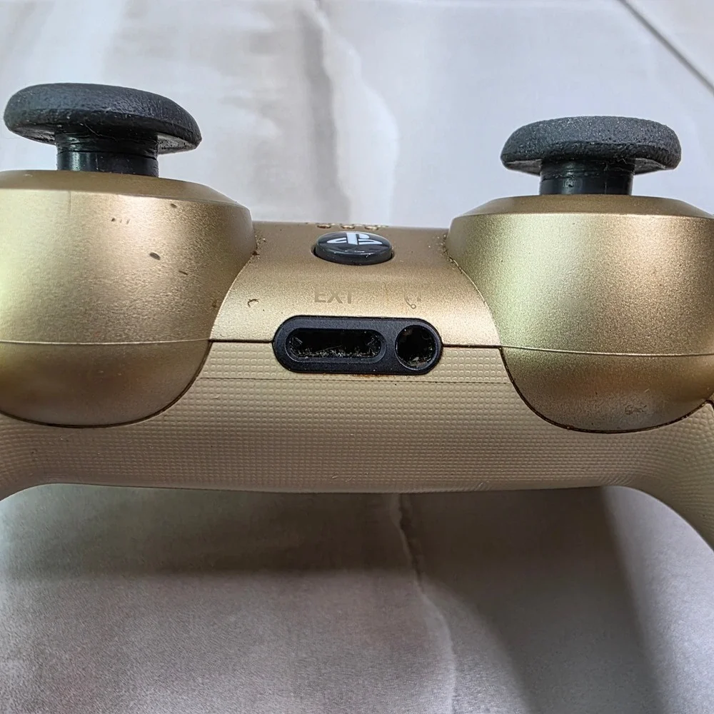 Sony PlayStation 4 DualShock 4 Wireless Controller Gold PS4 CUH-ZCT2U S3